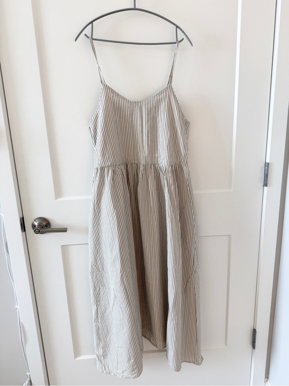 NWOT Women’s Striped Spaghetti-Strap Midi Dress with Pockets - Beige